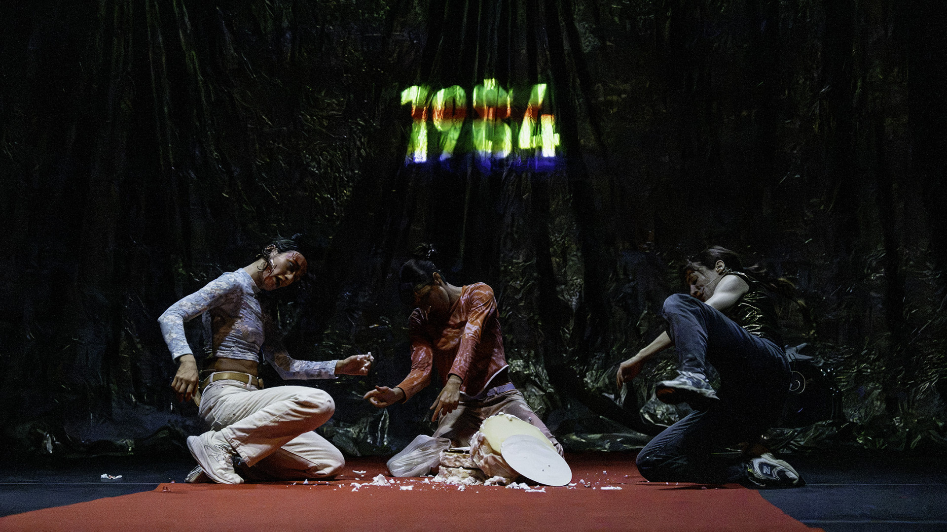 IT&rsquo;S THE END OF THE AMUSEMENT PHASE, photo: archlabyrinth